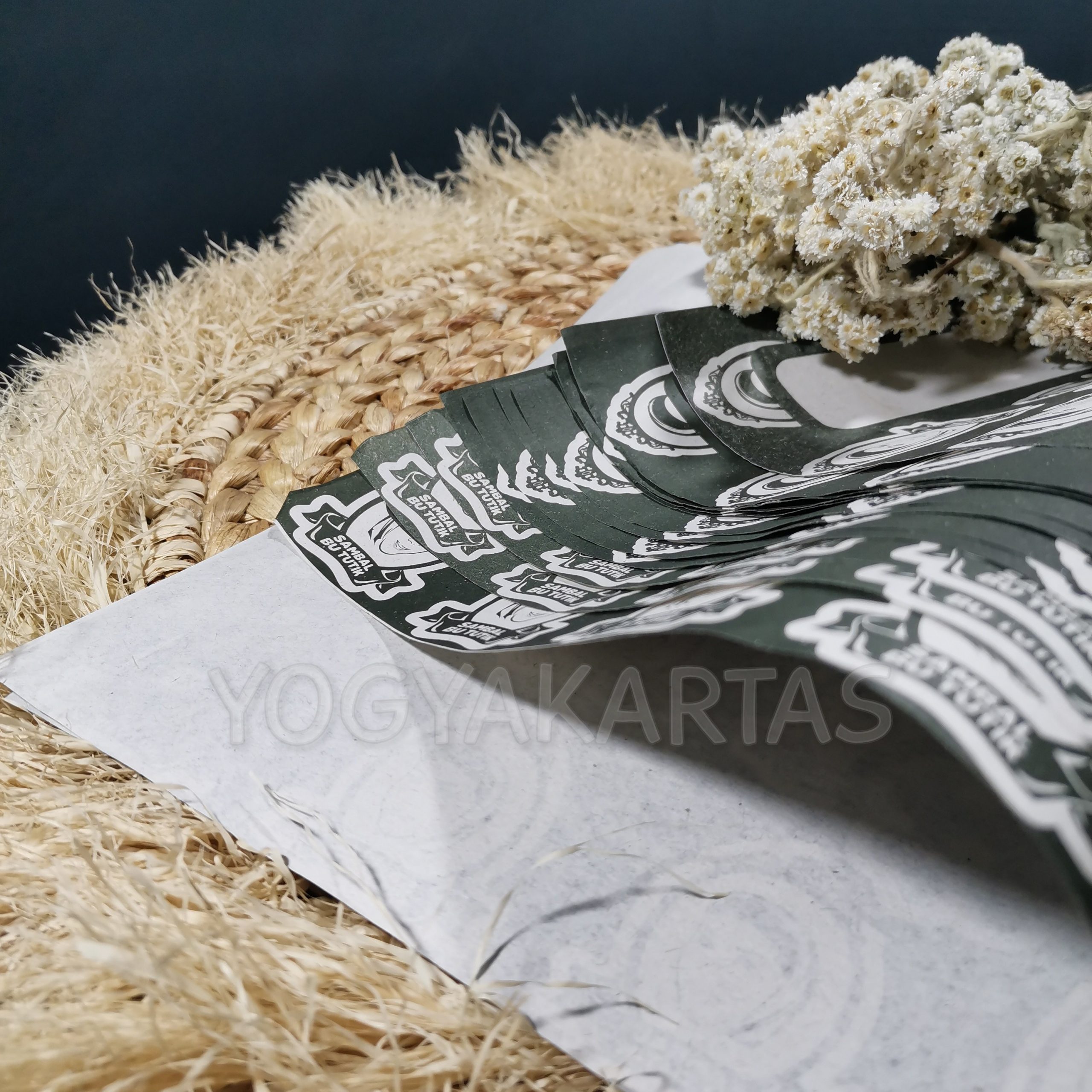 kertas-bungkus-2-scaled-1.jpg