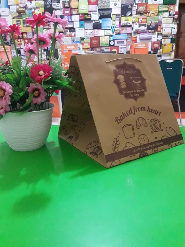 paperbag-winakoe.jpeg paperbag-winakoe.jpeg