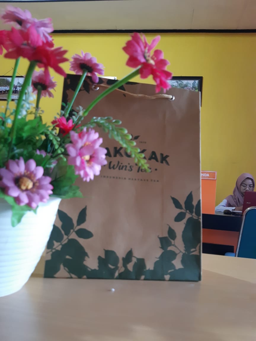 tas-kertas-takokak-1.jpeg tas-kertas-takokak-1.jpeg