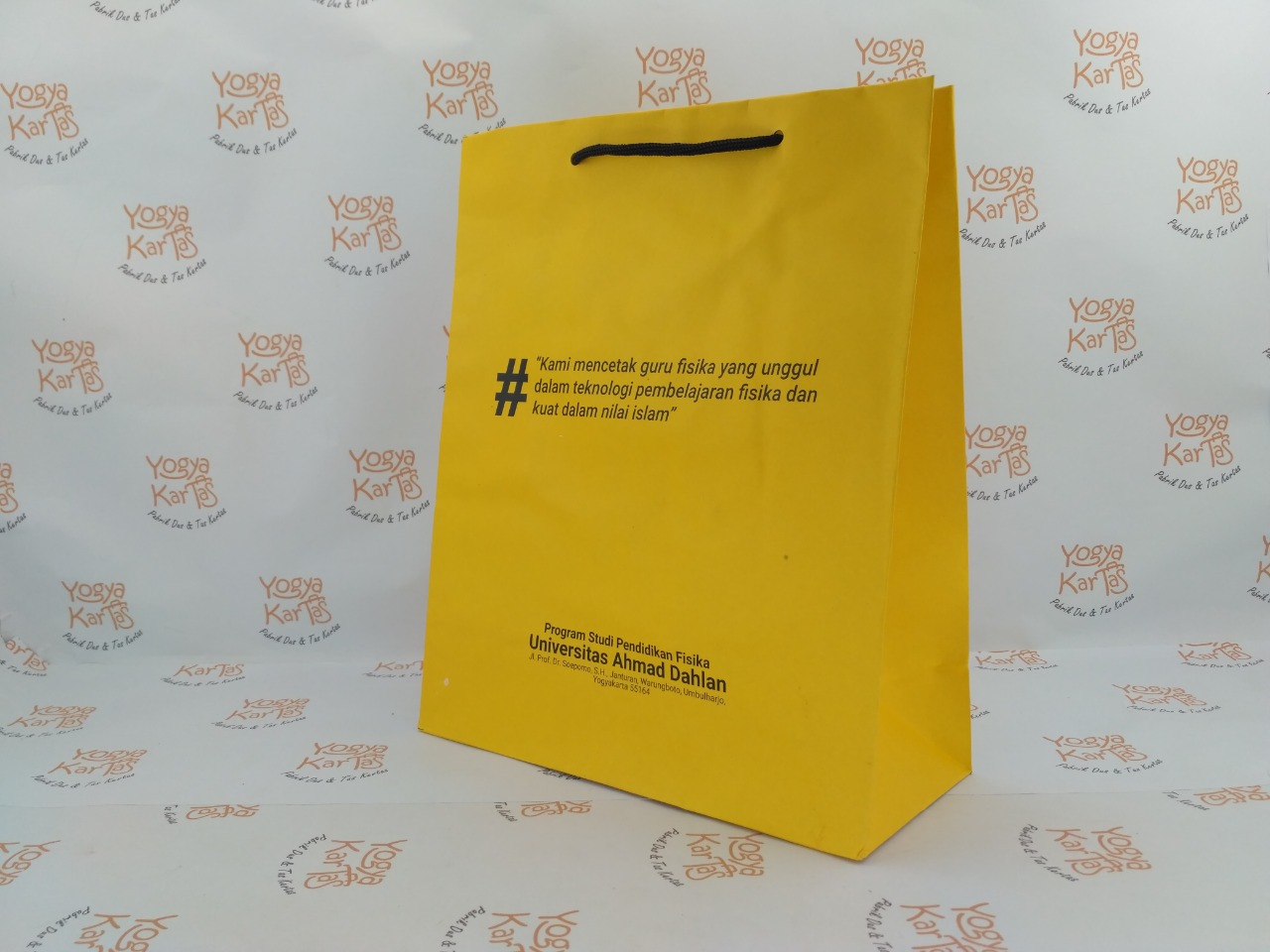 tas-kraft-kuning-1.jpeg tas-kraft-kuning-1.jpeg